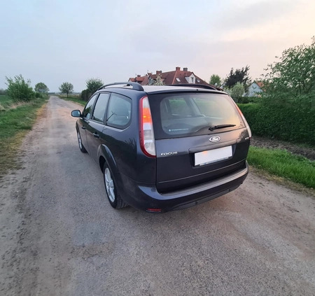 Ford Focus cena 9700 przebieg: 315000, rok produkcji 2009 z Legnica małe 326
